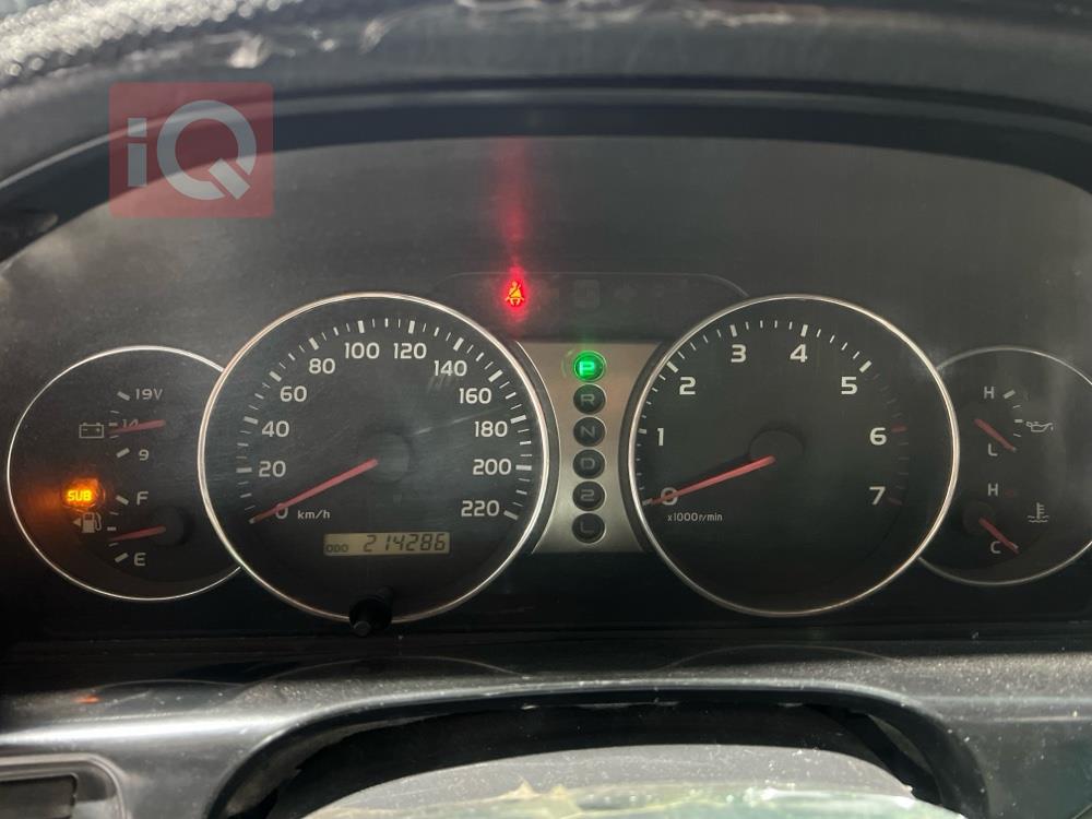 تۆیۆتا لاند کروزەر